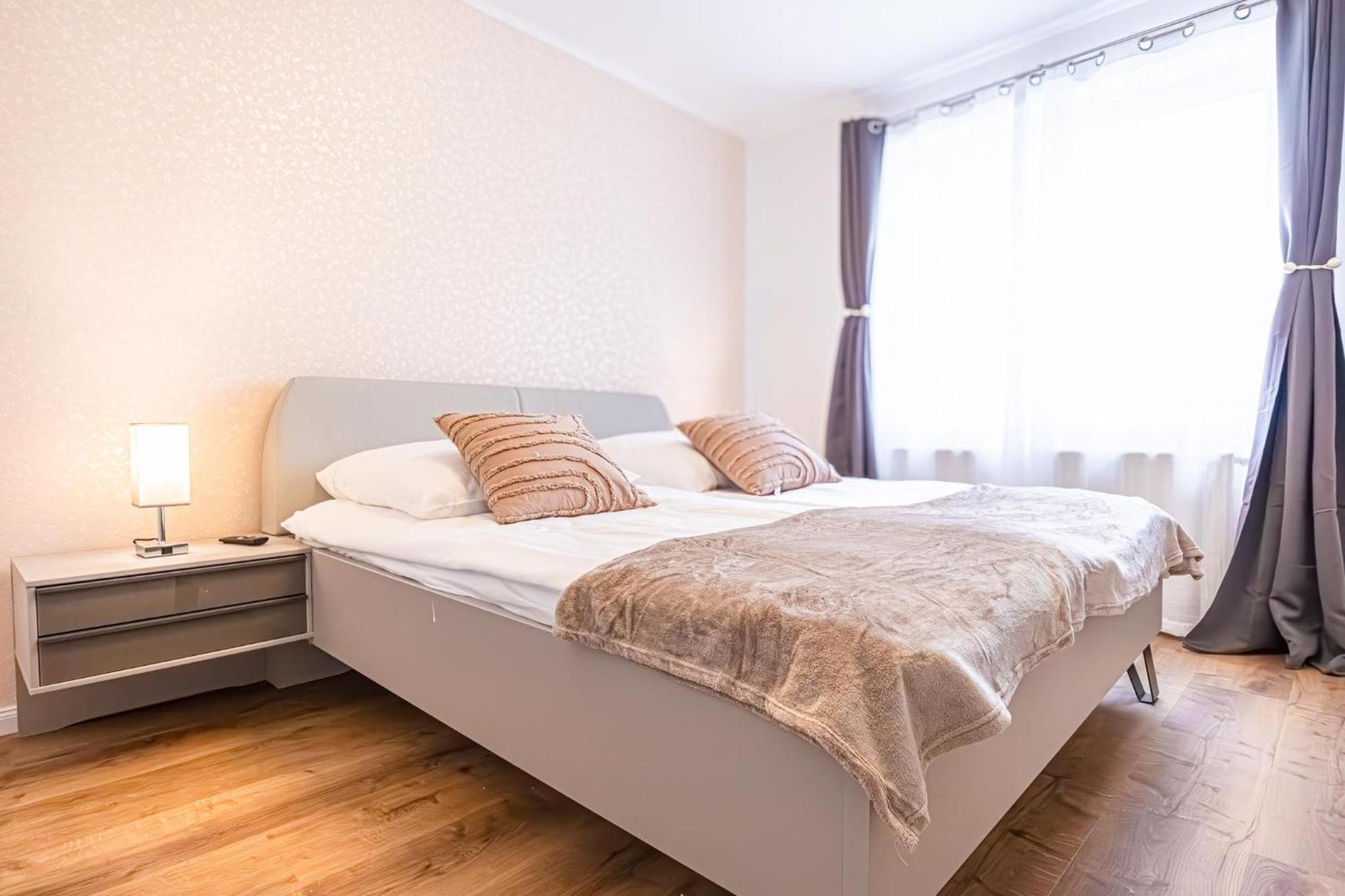 Apartamento Charming 1br And 1lr Modern Design Donaustadt