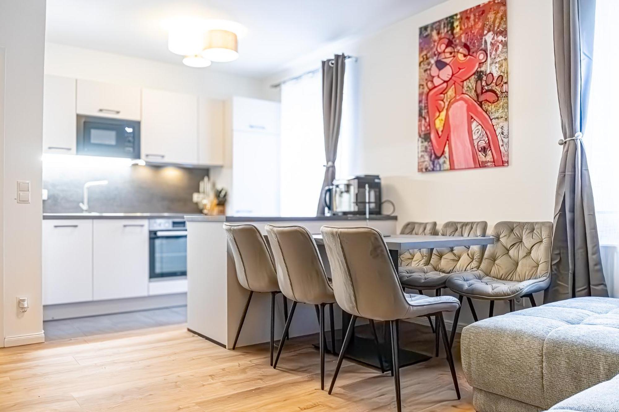 Apartamento Charming 1br And 1lr Modern Design Donaustadt *