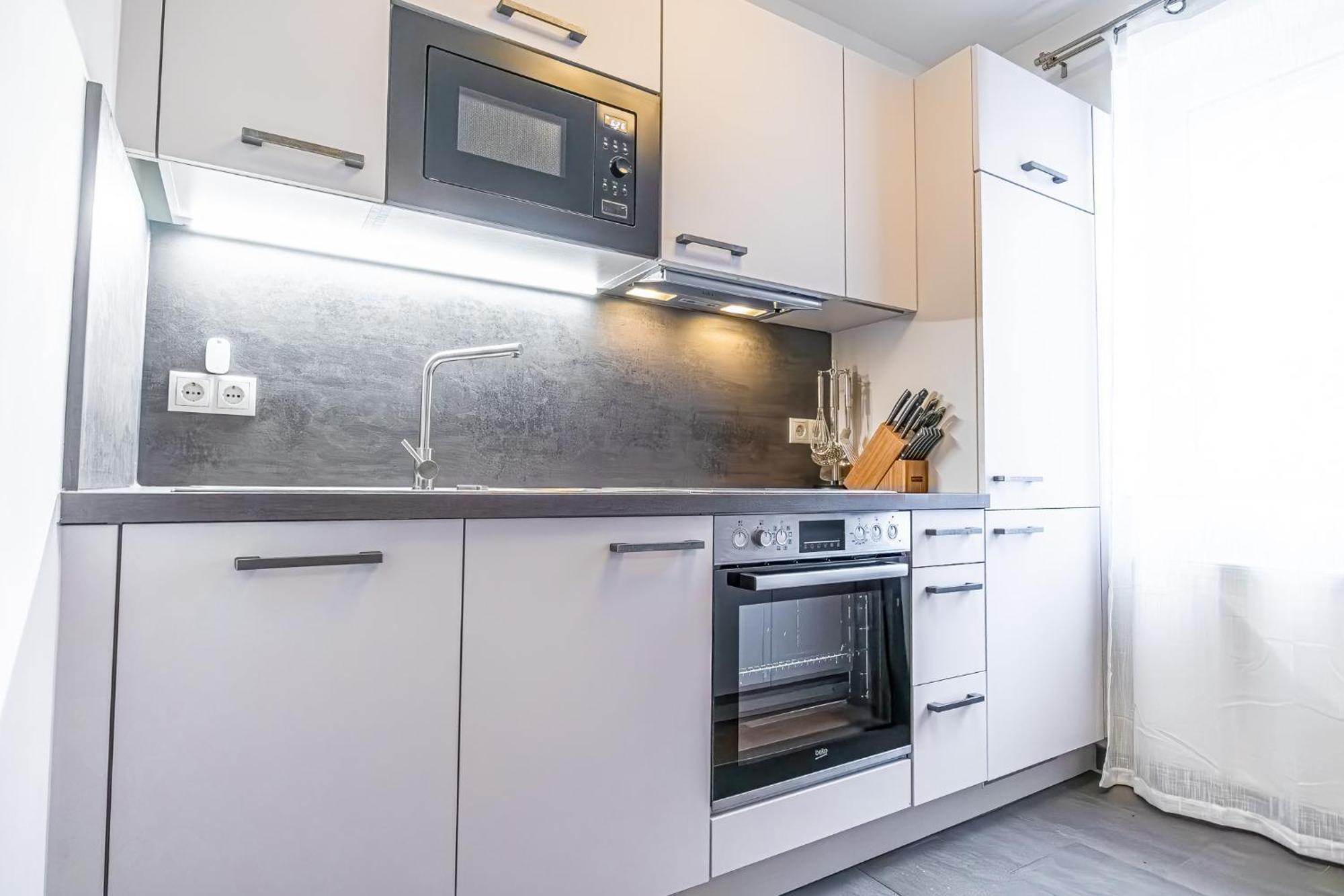 Charming 1br And 1lr Modern Design Donaustadt Apartamento *