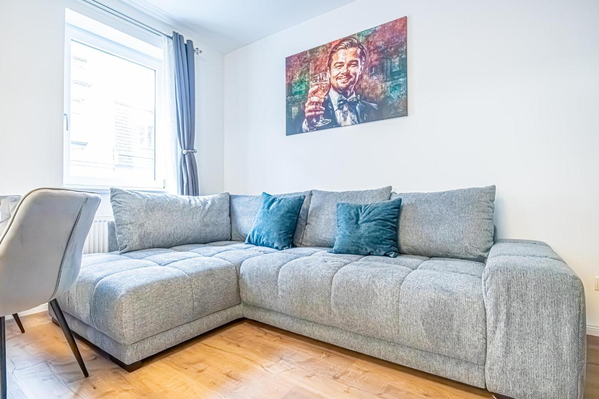Apartamento Charming 1br And 1lr Modern Design Donaustadt