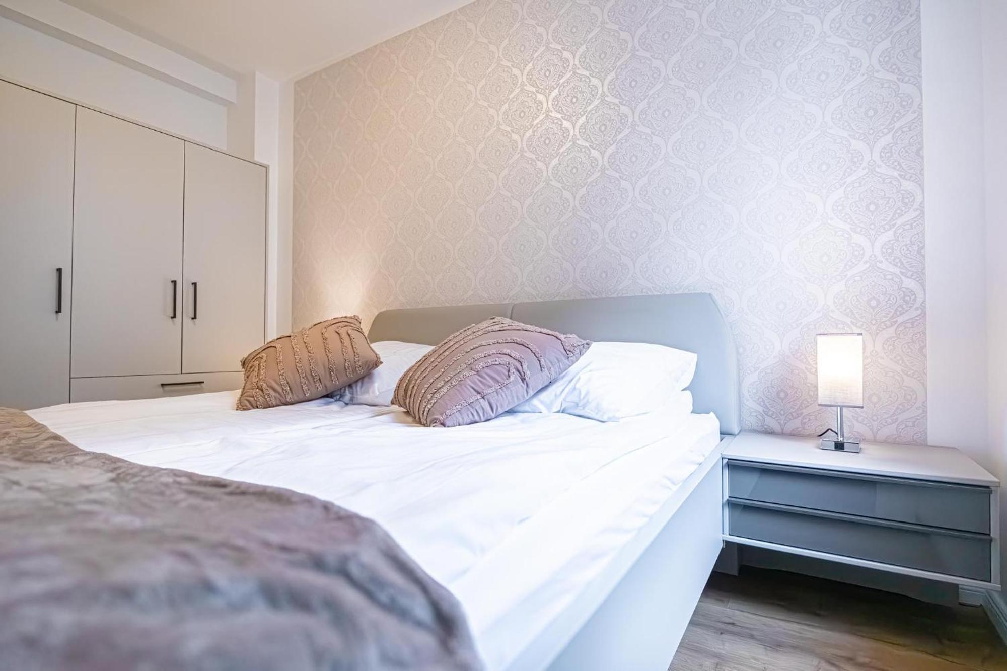 Apartamento Charming 1br And 1lr Modern Design Donaustadt