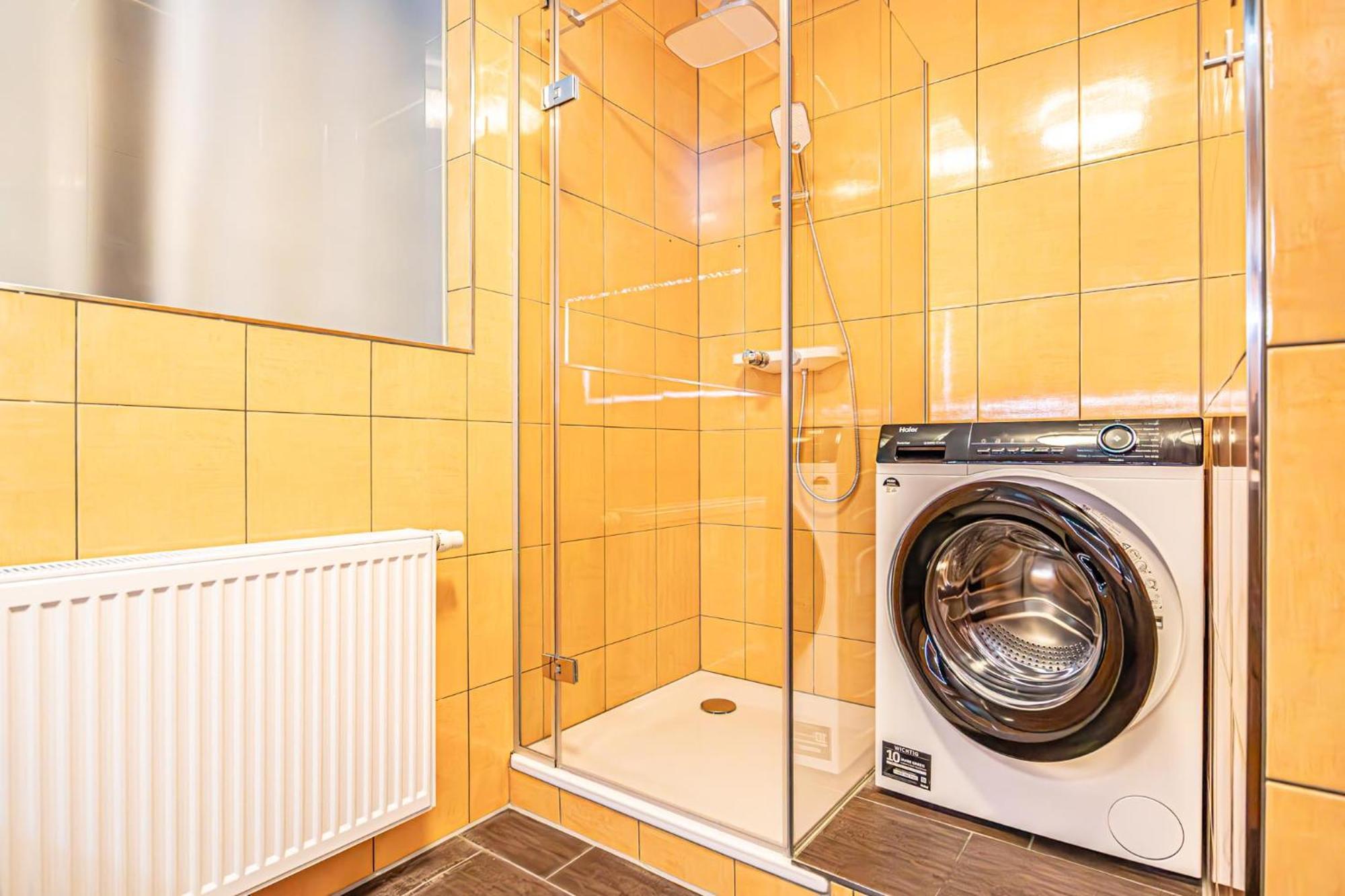 Charming 1br And 1lr Modern Design Donaustadt Viena