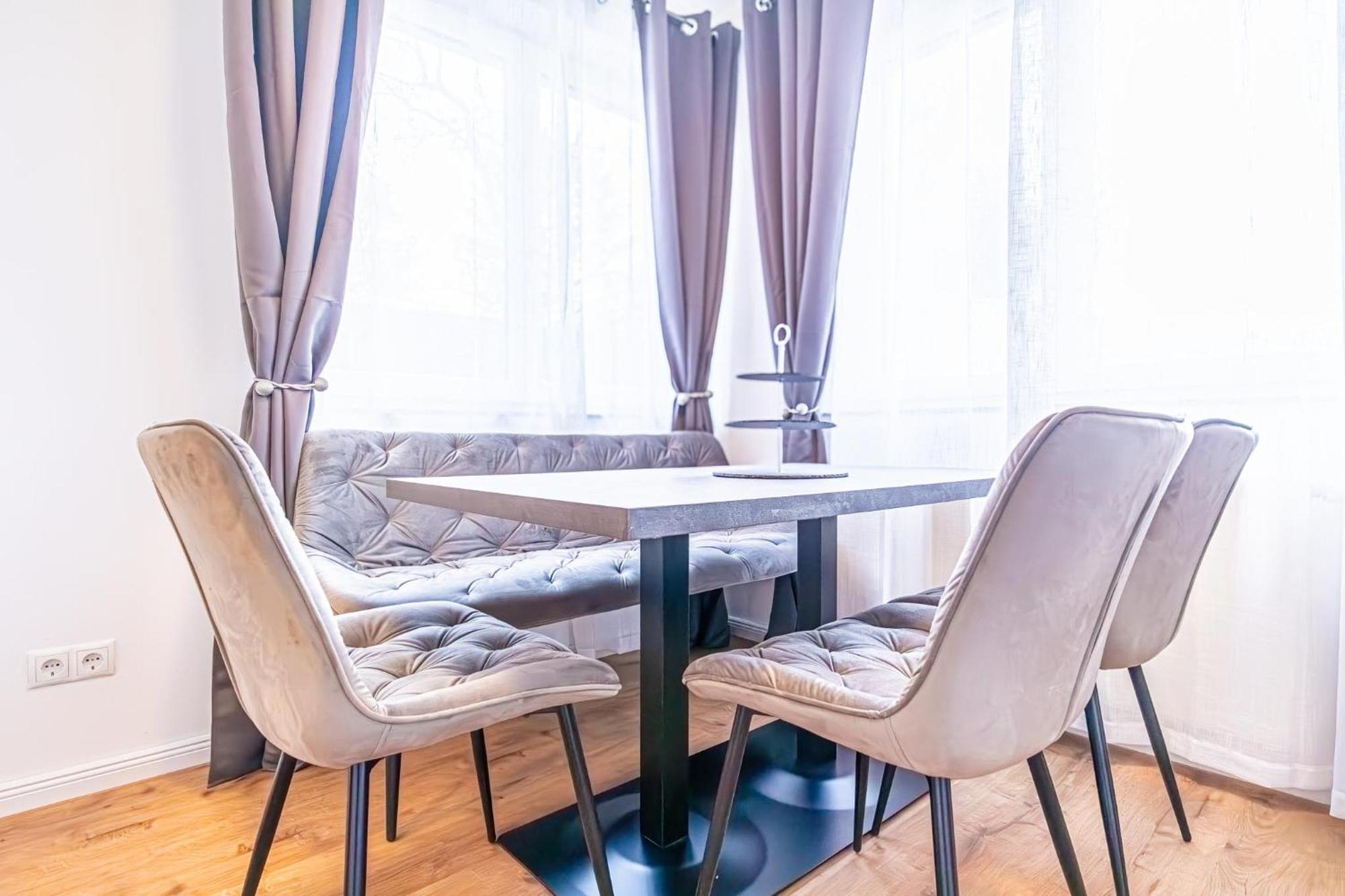 Apartamento Charming 1br And 1lr Modern Design Donaustadt