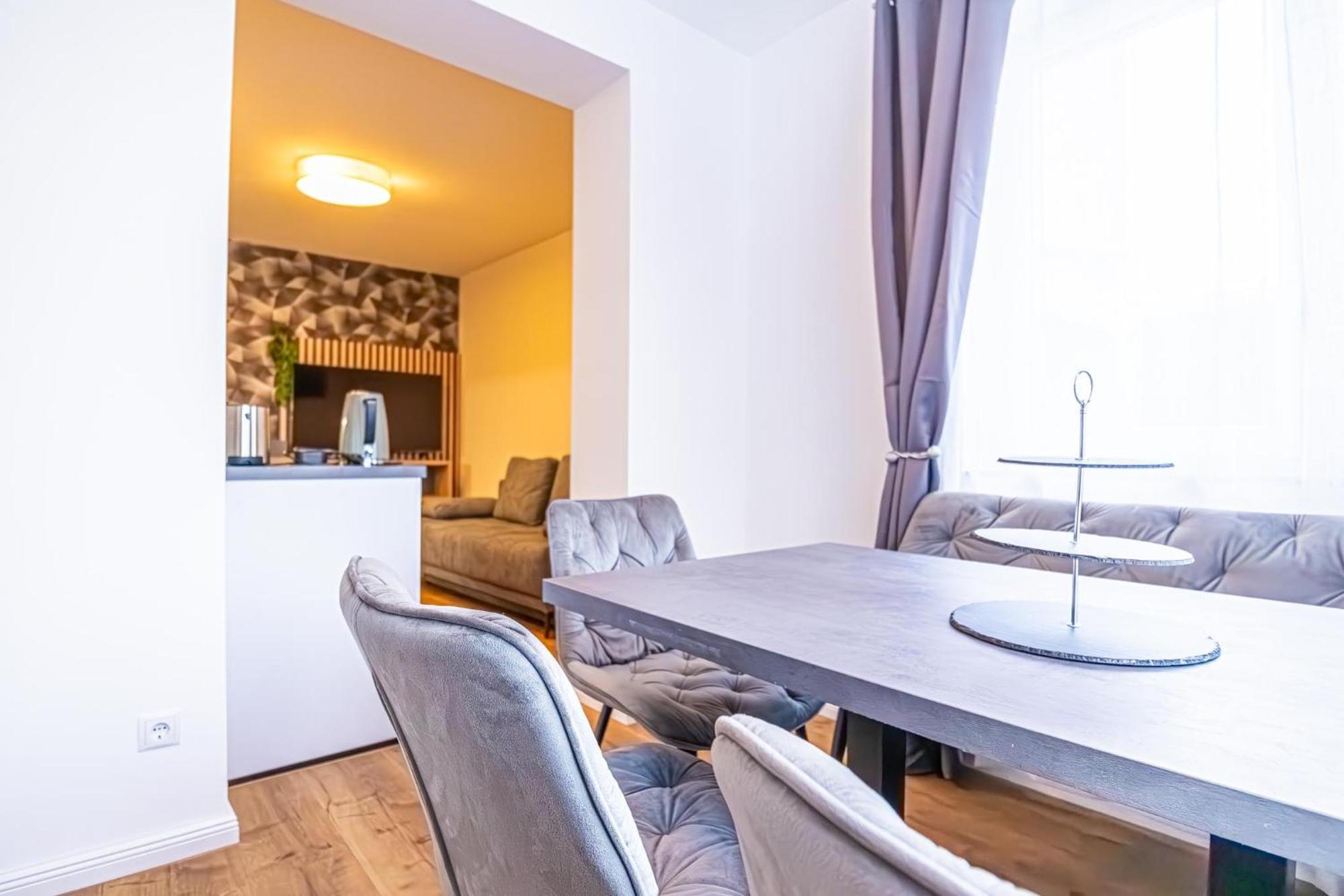 Apartamento Charming 1br And 1lr Modern Design Donaustadt *
